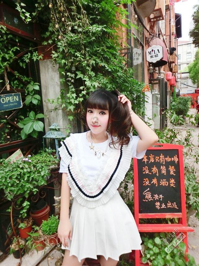 小萝莉泰国度假