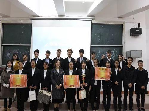 田忌用策略赢得赛马,实际是愚蠢的,几年之后竟惹来杀身之祸