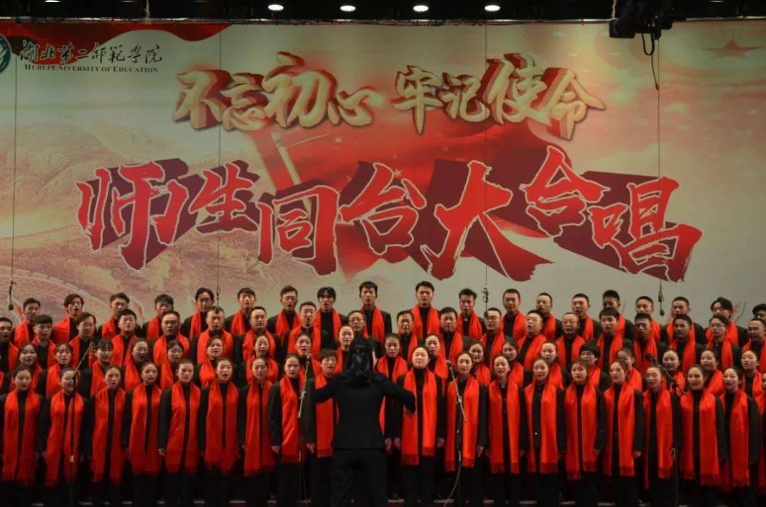 我的世界：最诡异的地图种子，地下竟有无限人工矿洞！