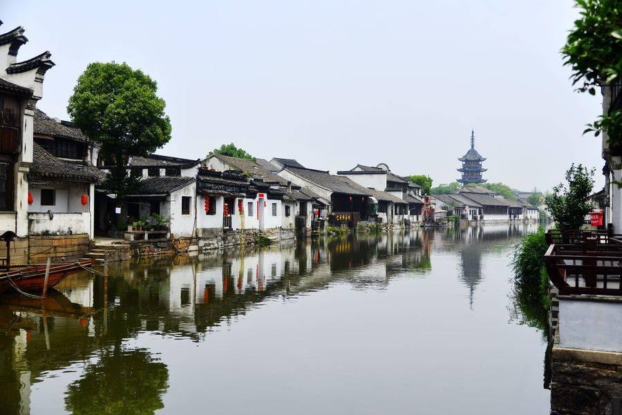 同色彩相撞