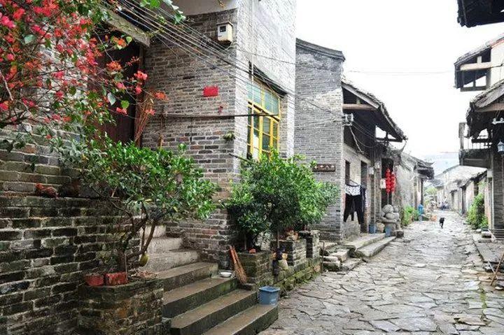 宝宝很害怕爸妈做什么事情呢?-智能问答网站,解决您的疑问
